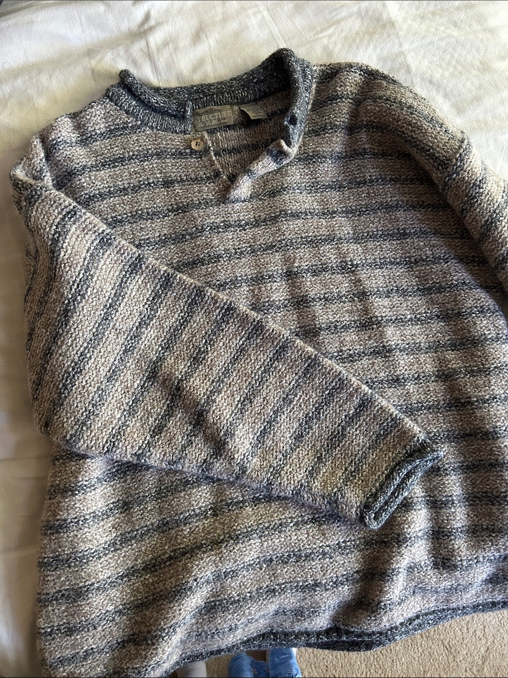 Structure Men's Striped Crewneck Sweater in Gray and Cream
